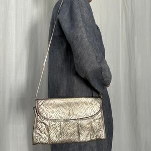 Vintage Genie Made in Italy Metallic Leather Convertible Shoulder Clutch Bag
